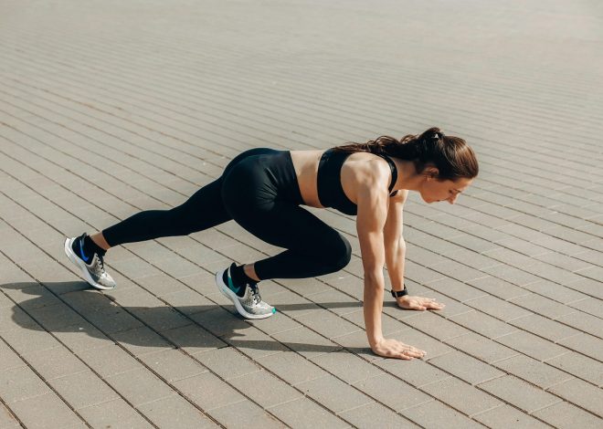 6 Lower Ab Workouts That Target Core Strength and Improve Posture
